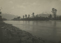 Le Rhône, les Dents-de-Morcles et Dents-du-Midi