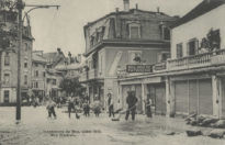 Carte postale. Inondations de Bex, juillet 1910. Rue Centrale