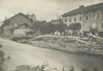 Inondation à Bex, juillet 1910. Quai de l'Avançon après l'inondation