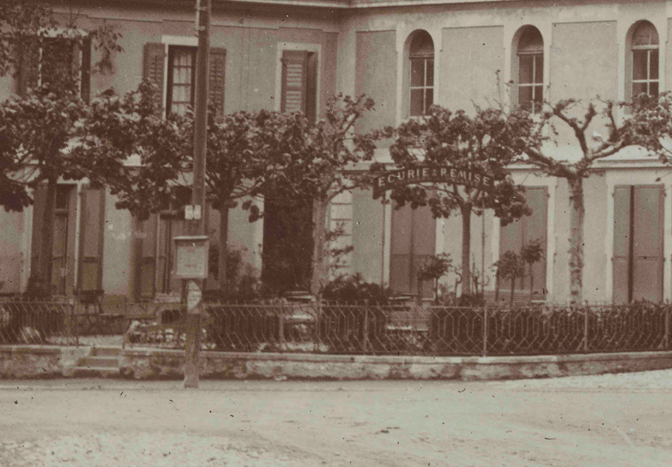 Hôtel et Pension de l'Union à Bex. Écurie et remise